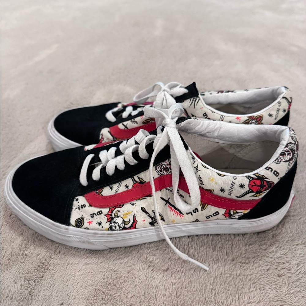 Vans Stranger Things Skater Shoes Men’s size 8 Women’s size 9.5 - Picture 2 of 15